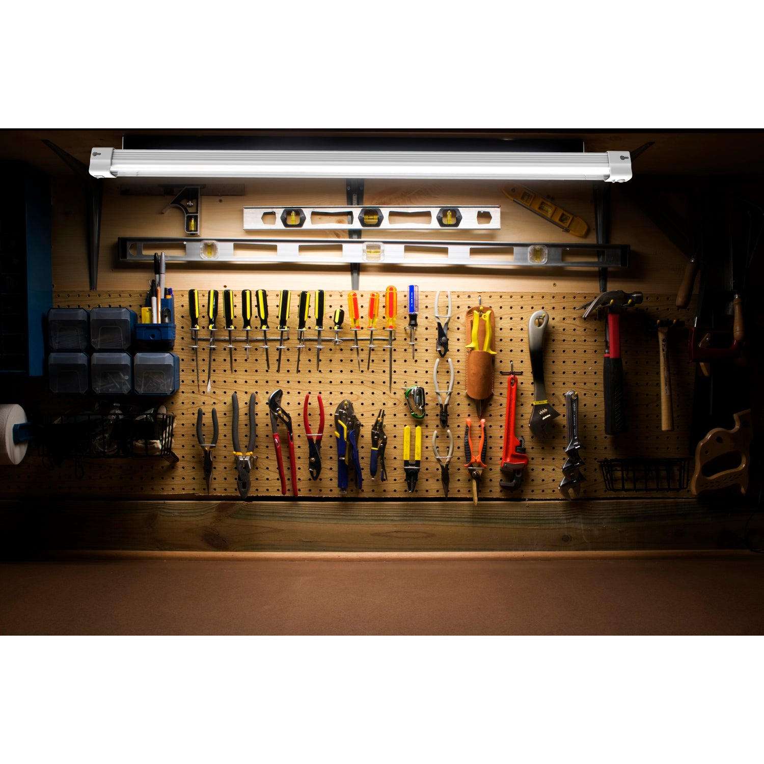 4 ft. 25W Rechargeable Battery Motion Sensing Shop Light