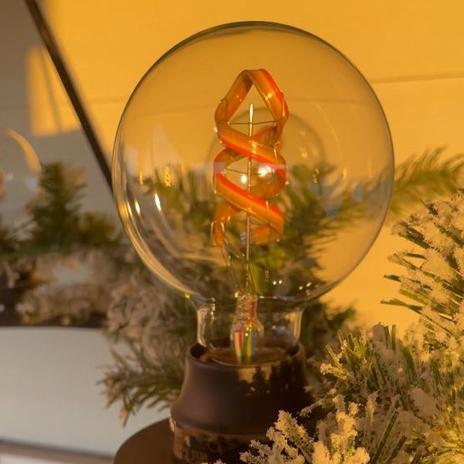 6.5W (60W Replacement) G30 E26 Dimmable Color Changing Spiral Filament Vintage Decorative Smart Wi-Fi LED Light Bulb