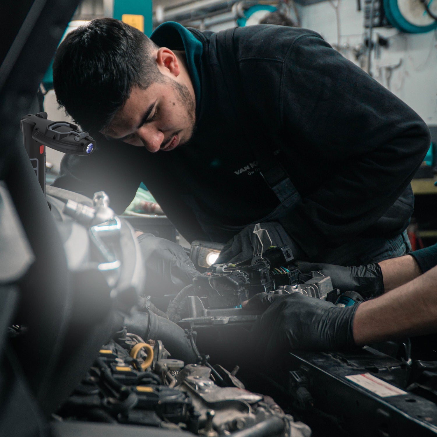 500 Lumens Adjustable Handheld LED Worklight