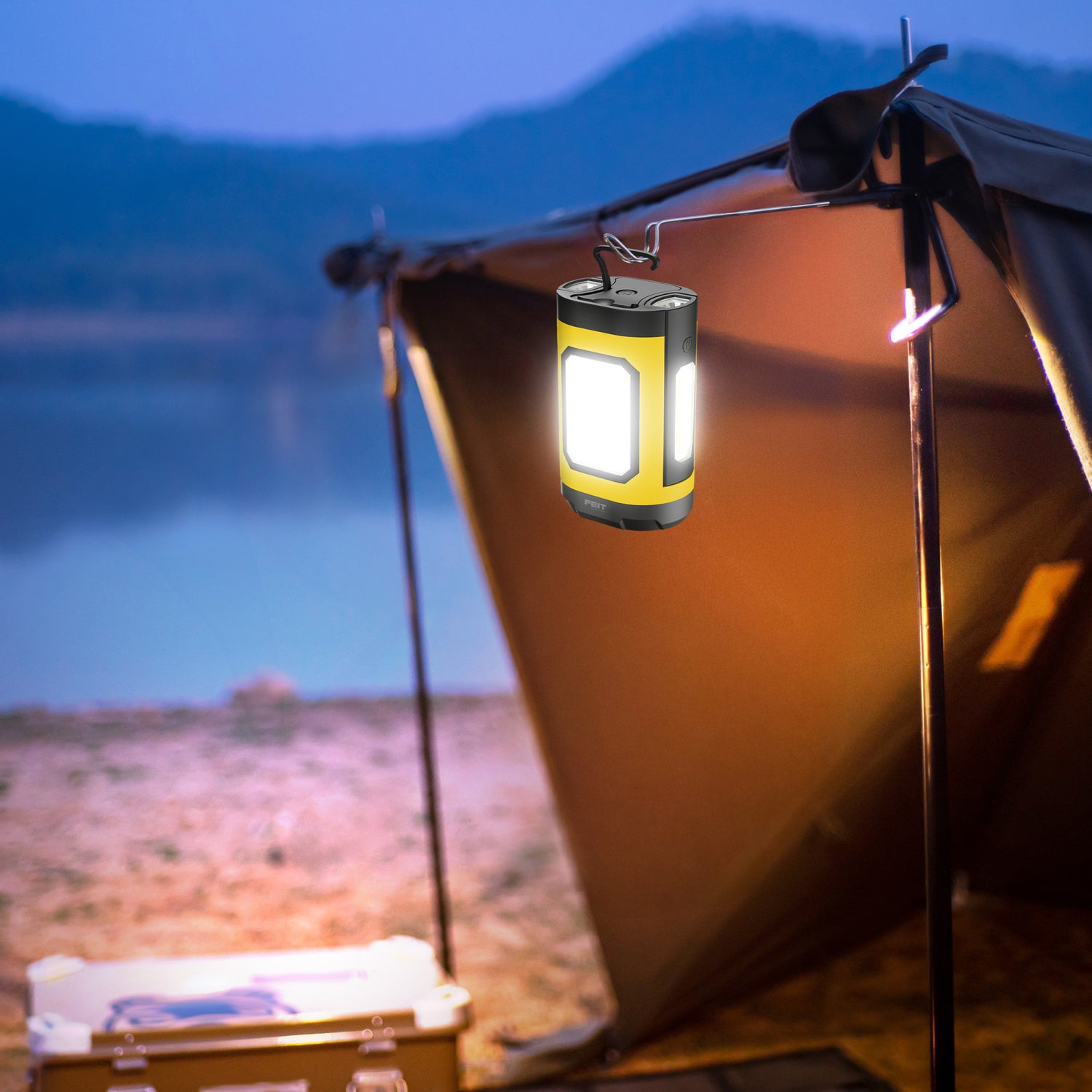 1000 Lumens Portable LED Lantern