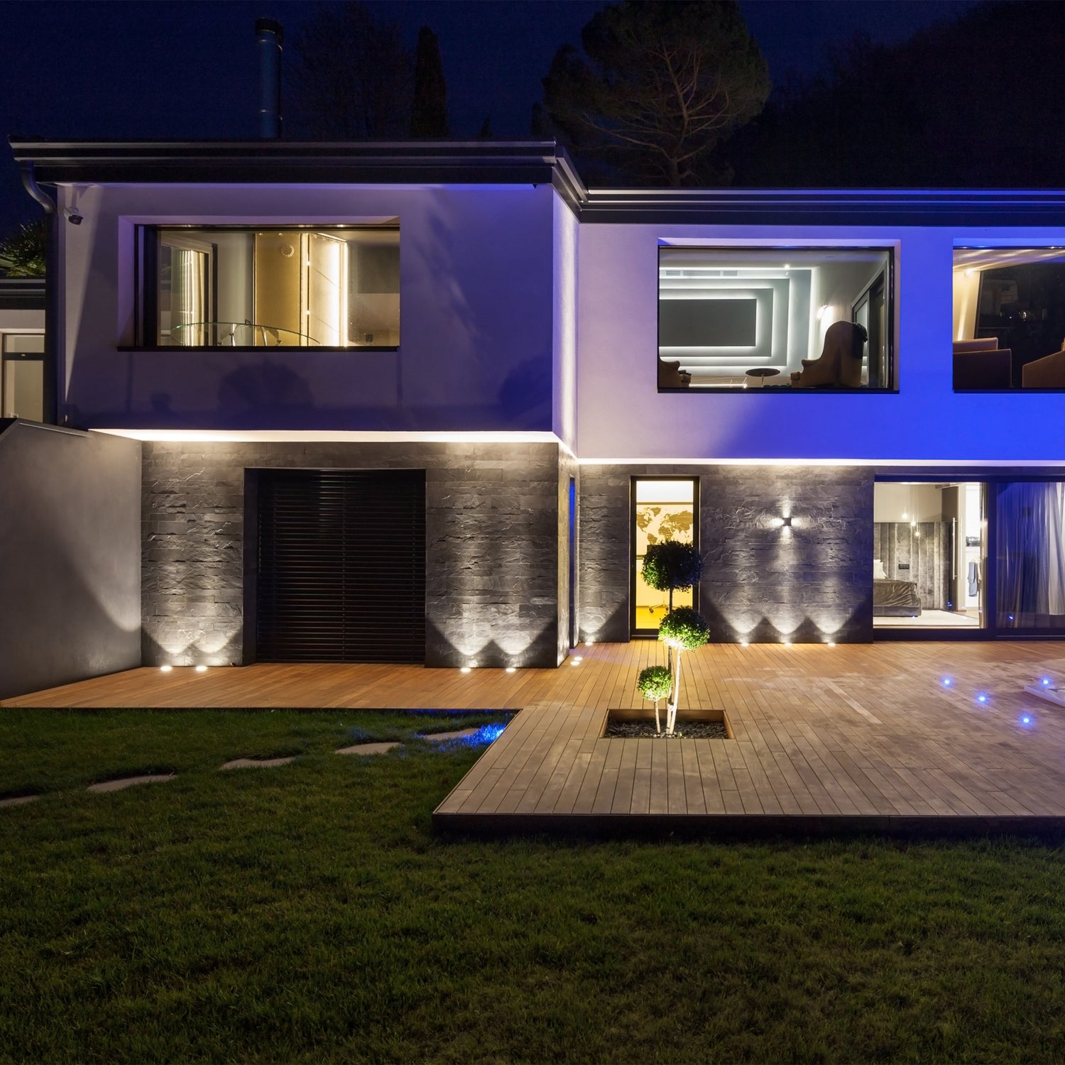 5W (90W Replacement) 6-Way Color-Changing PAR38 LED light Bulb