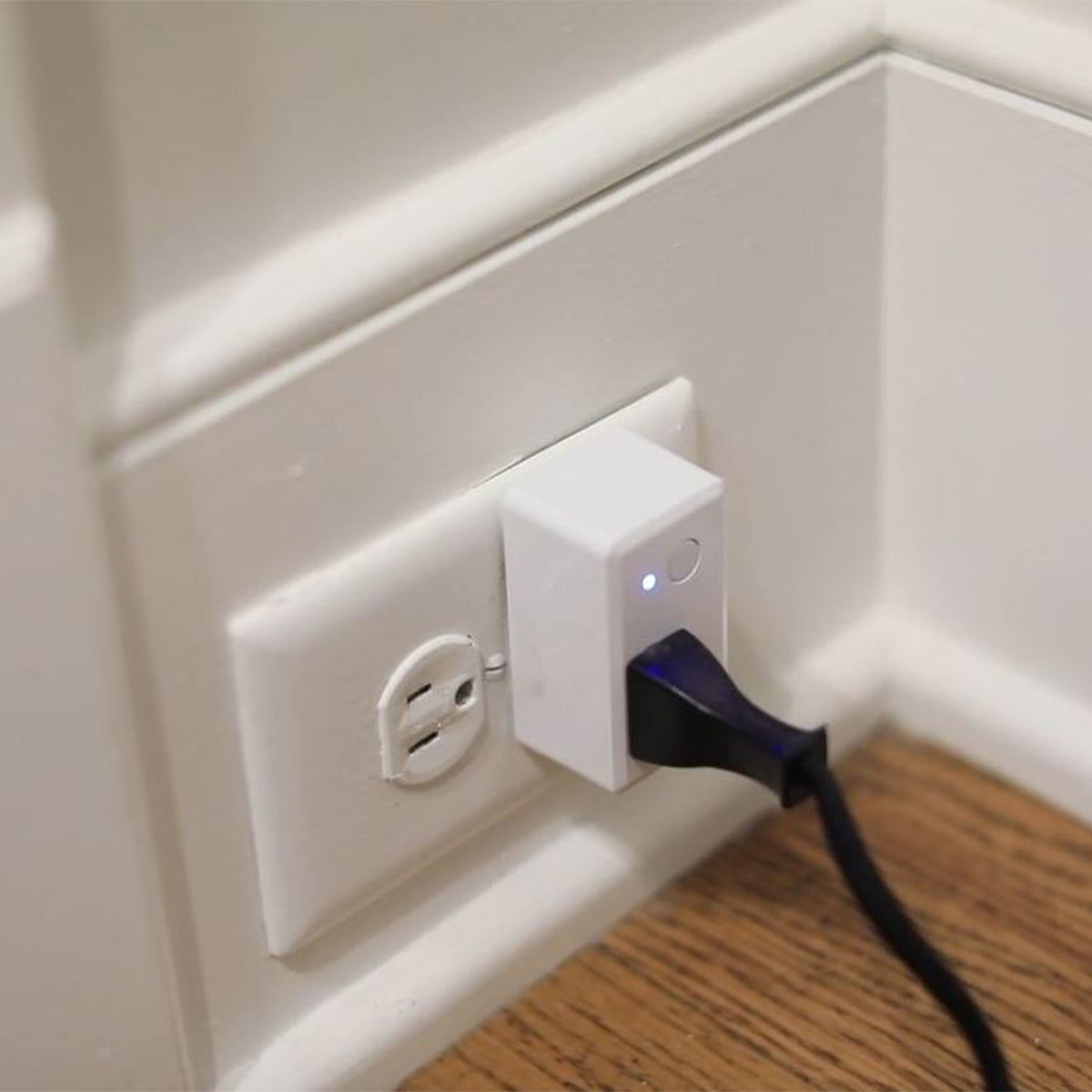 Indoor Smart Wall Plug (3-Pack)