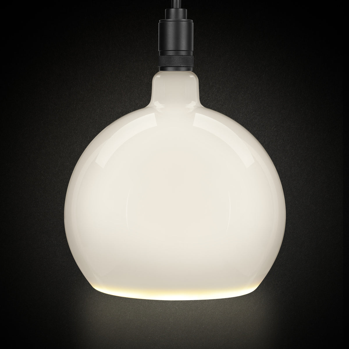 5.5W Soft White (2700K) Dimmable Frosted Globe LED Bulb