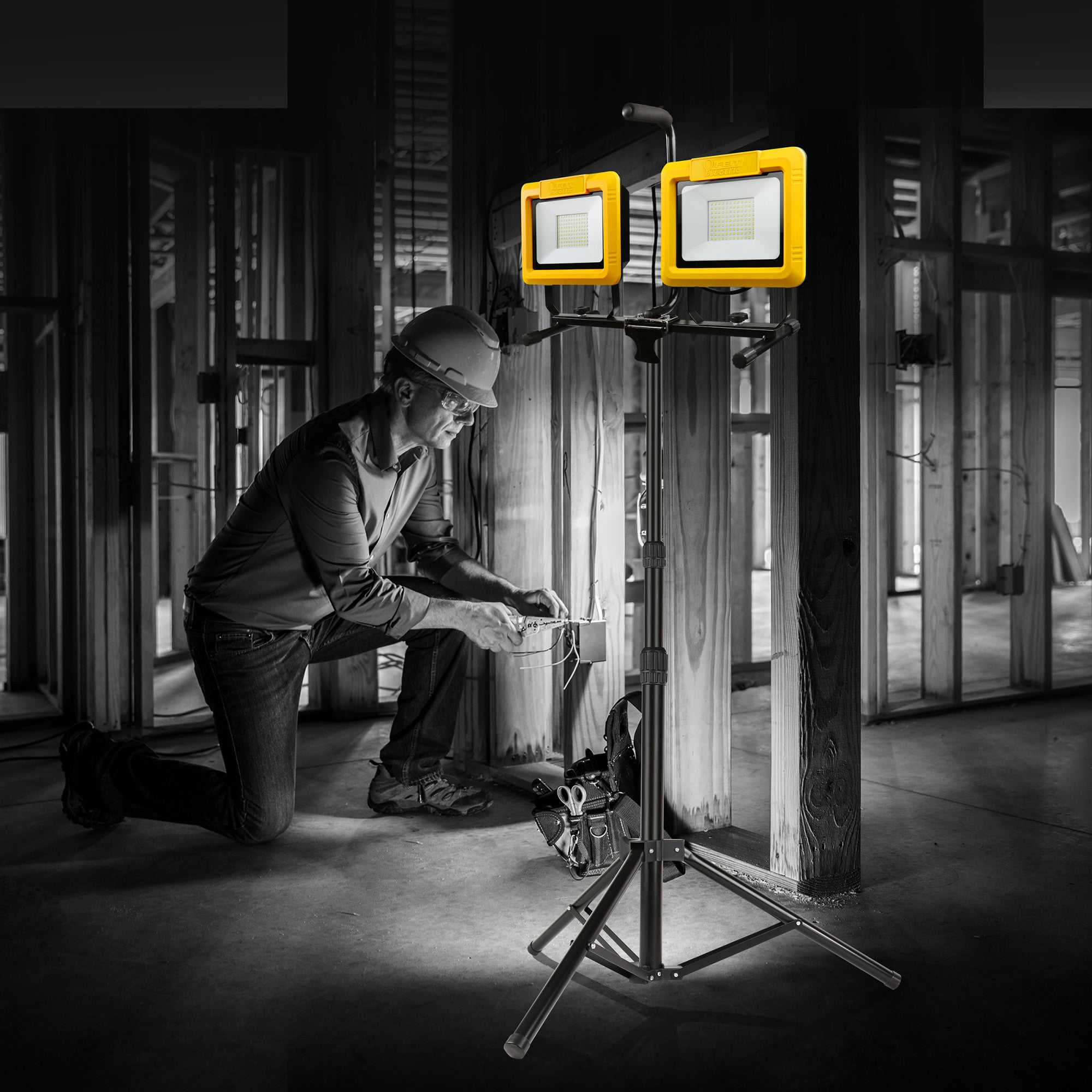 14000 Lumens Plug-in LED Work Light with Tripod