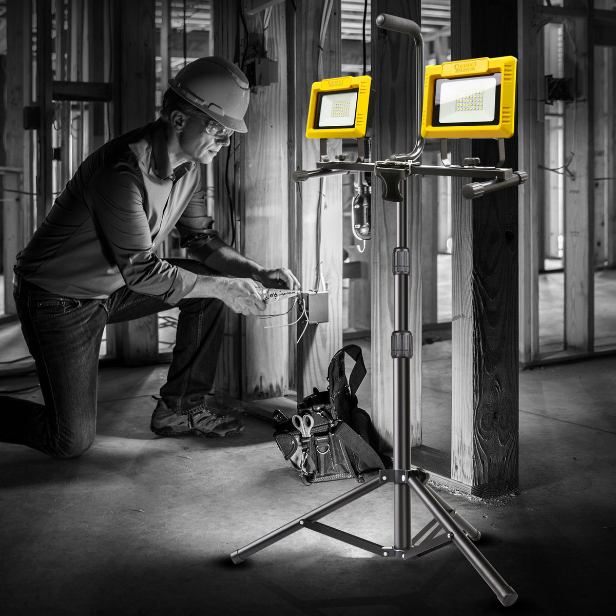 6000 Lumens Plug-in LED Work Light With Tripod