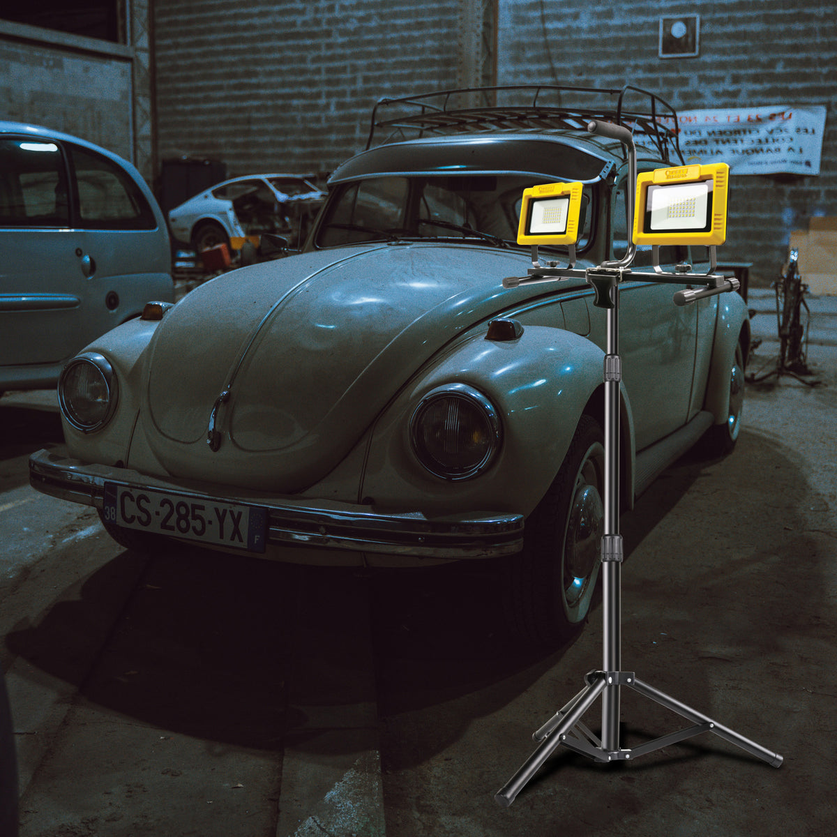 6000 Lumens Plug-in LED Work Light With Tripod