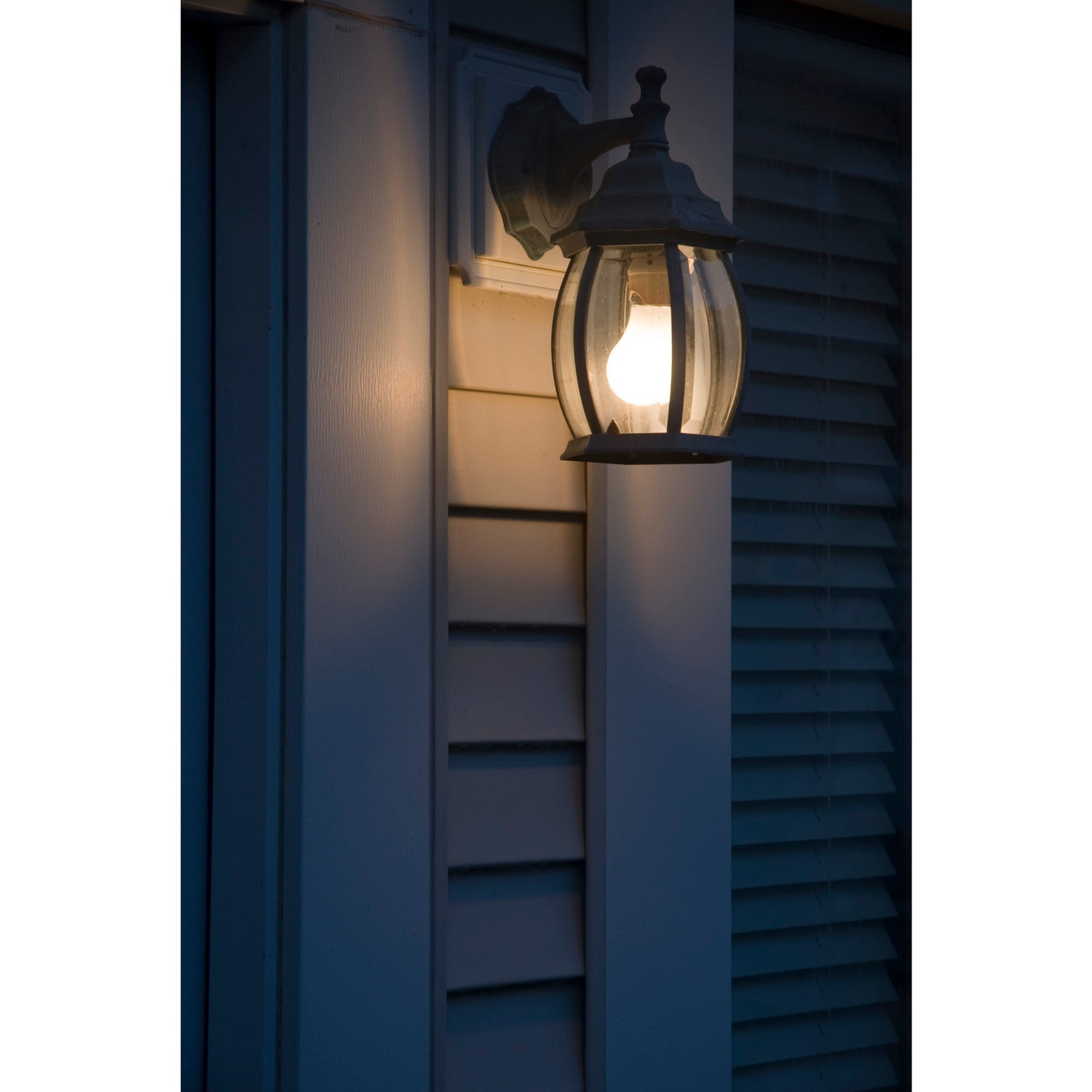 17.7W (100W Replacement) Daylight (5000K) A19 E26 Base General Purpose LED (6-Pack)